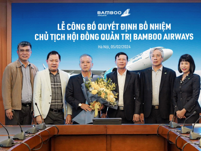 Chủ tịch Phan Đình Tuệ xin từ nhiệm: Bamboo Airways hơn 3 năm có 5 lần thay tướng