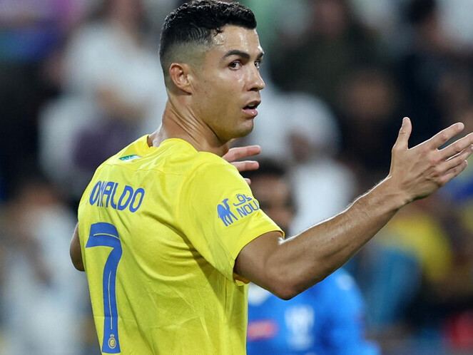 Al Nassr chia tay hàng loạt để chiều lòng Ronaldo