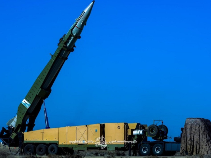 Khoảnh khắc Israel tập kích xe phóng tên lửa đạn đạo tầm trung của Iran