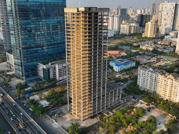 Bộ Xây dựng chỉ đạo ‘hồi sinh’ toà tháp nghìn tỷ trơ xương trên đất vàng Hà Nội
