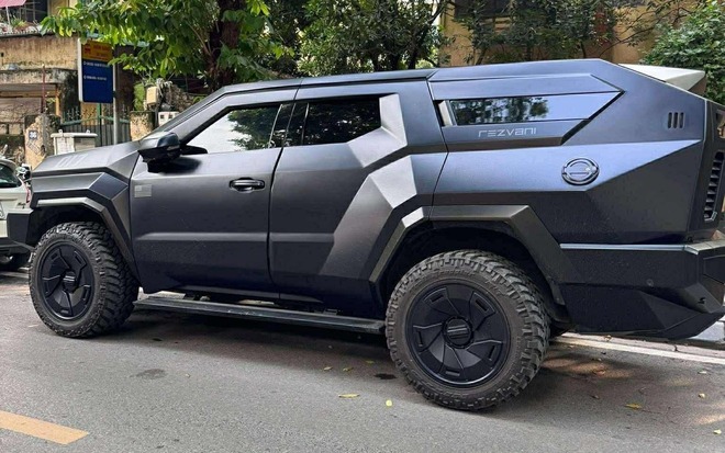 ‘Khủng long’ Rezvani Vengeance xuất hiện tại Hà Nội: Hầm hố như xe quân sự, tùy chọn chống đạn, giá ngang siêu xe