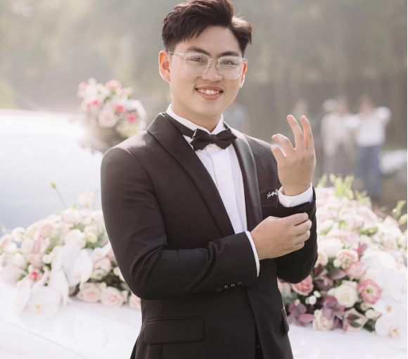 'Bóc' khối tài sản và độ giàu có của giám đốc sinh năm 1999 - con trai Bà Tuyết Diamond