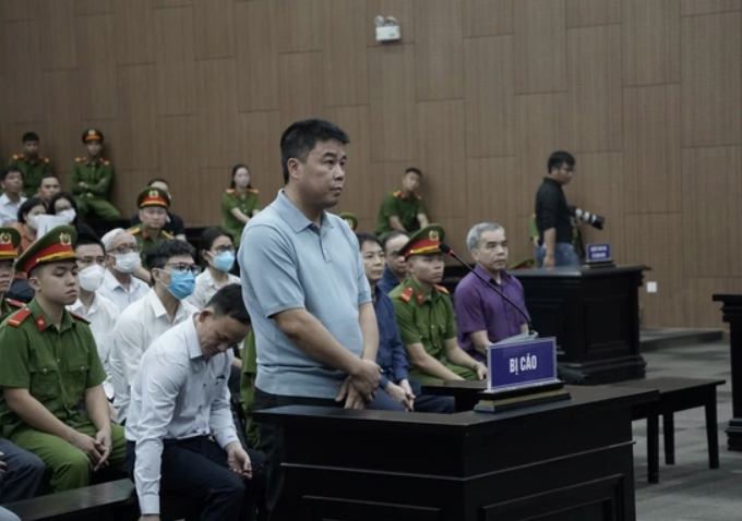 Chủ tịch Tập đoàn Phúc Sơn khai đưa va li, túi xách tiền tỉ cho nữ cựu bí thư Vĩnh Phúc