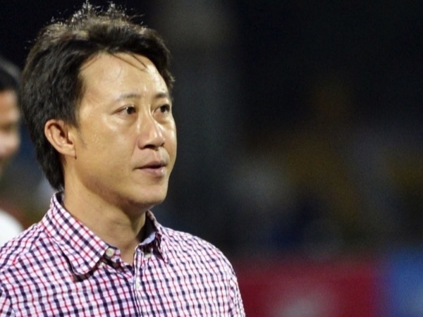 'Ngựa ô' V-League 2024/2025 bất ngờ thay HLV