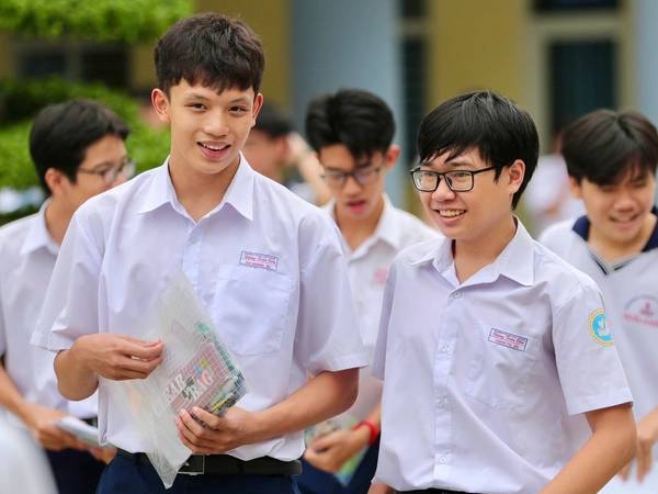 NÓNG: Đã có điểm chuẩn lớp 10, mời phụ huynh, học sinh xem tại đây