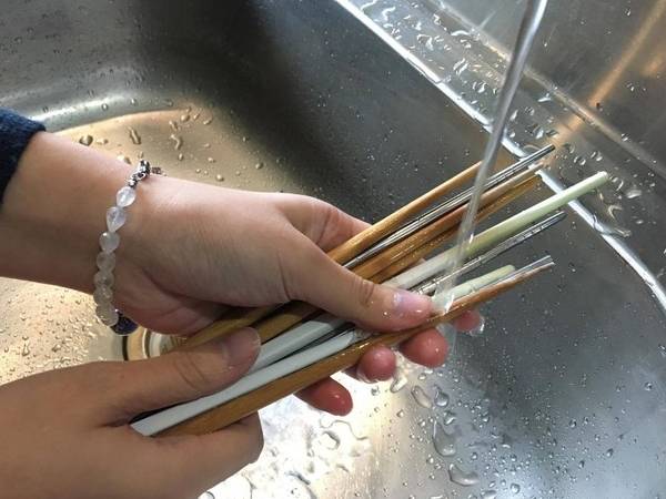 Một hành động khi rửa đũa rất nguy hiểm, khiến cả nhà ung thư nhưng ai cũng làm
