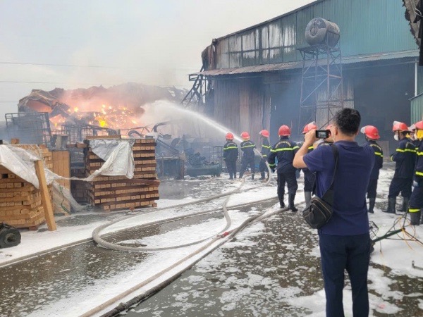 Hưng Yên khởi tố vụ án để điều tra vụ cháy làm 5 người chết, 2 người bị thương