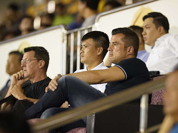 Công Vinh 'chơi lớn' để vô địch V-League: Bao nhiêu tiền cho đủ?