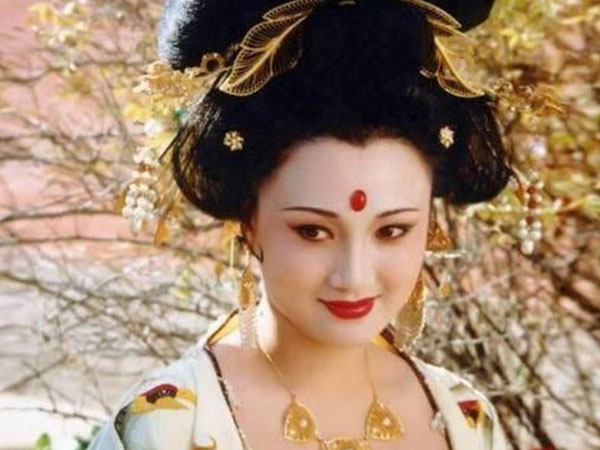 Không phải Phạm Băng Băng, đây mới là 'Dương Quý Phi đẹp nhất màn ảnh'