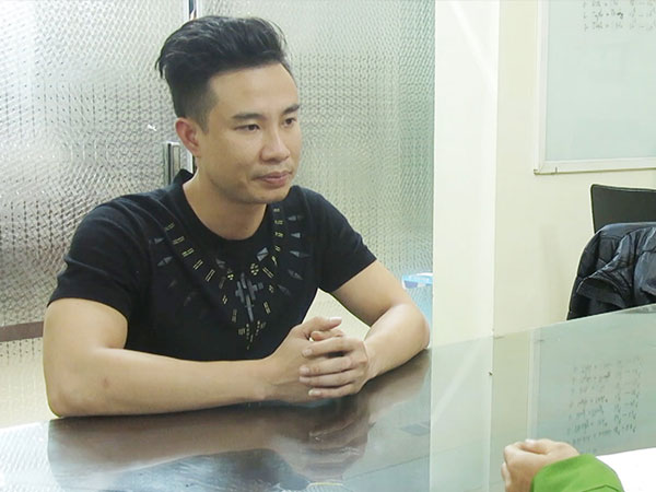 Tiết lộ bất ngờ của hot boy trong đường bán dâm Adam Hòa