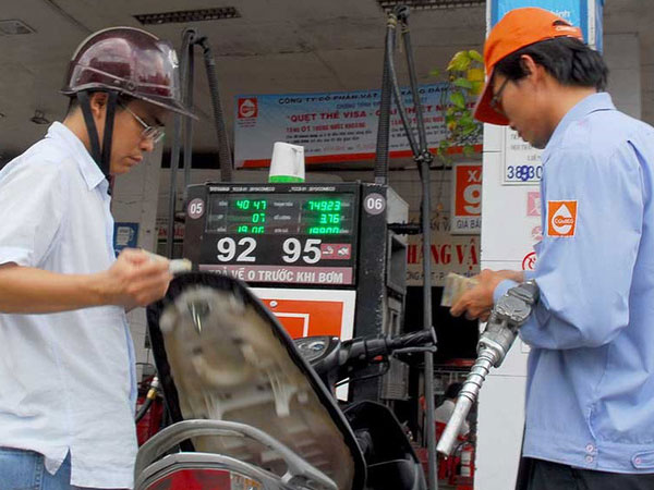 Khai tử xăng A92, lo thiếu xăng A95