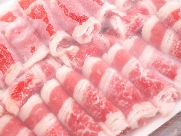 Vì tiếc tiền mà bạn luôn đi chợ muộn mua thịt giá rẻ, thịt cận date: Hãy nghĩ đến những hậu quả này trước