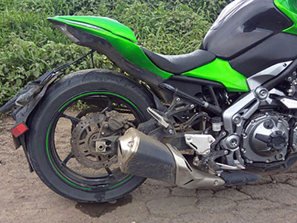 Kawasaki triệu hồi naked-bike cỡ lớn Z900