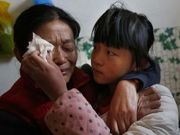 Rớt nước mắt lời cầu nguyện xin chết của bé gái: 'Hãy để con đi, bố mẹ còn anh chị'