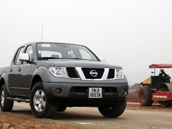 Triệu hồi hơn 3.000 chiếc Nissan Navara tại Việt Nam