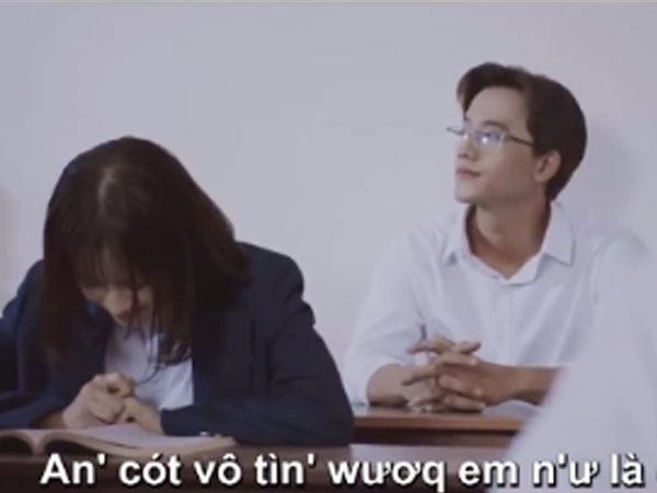 Video: Hết hồn với 'Em gái mưa' phiên bản tiếng Việt cải cách
