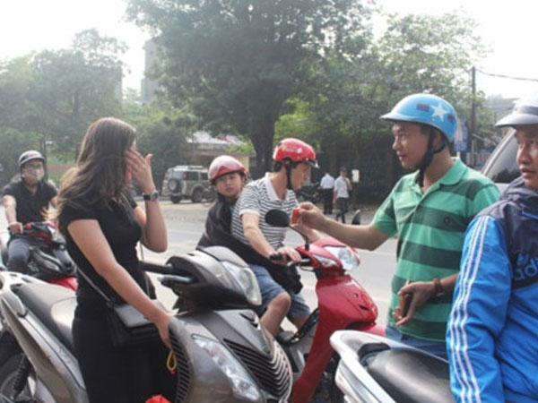 Bộ Công an trả lời về CSGT hóa trang thực thi nhiệm vụ