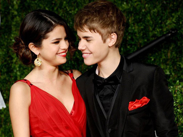 Đây là tình sử của Justin và Selena suốt 7 năm qua: Dài và dai chẳng kém 'Cô dâu 8 tuổi'!