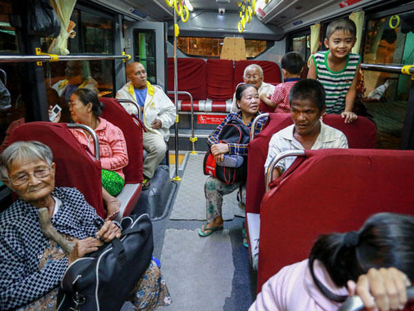 Gần 4.000 người dân ven biển Sài Gòn sơ tán tránh bão Damrey