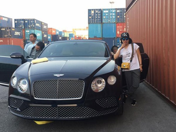Khui công Bentley Continental GT V8 S mui trần đầu tiên Việt Nam