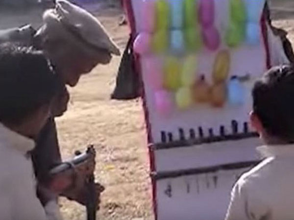 Video chưa từng thấy về gia đình của trùm khủng bố Bin Laden