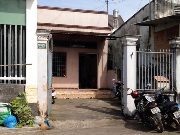 Vợ tử vong lúc rạng sáng, chồng bị tạm giữ để điều tra