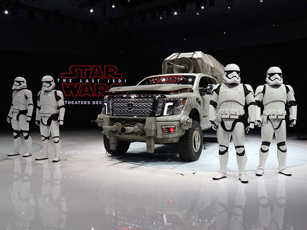 Dàn xế hộp phong cách Star Wars từ Nissan