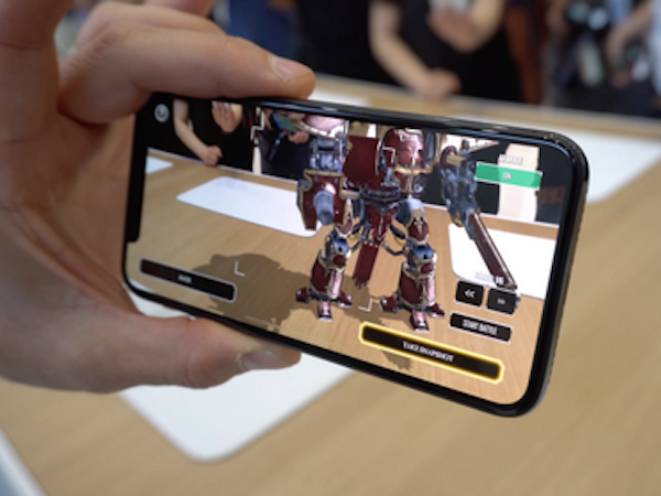 iPhone X là sản phẩm của tương lai