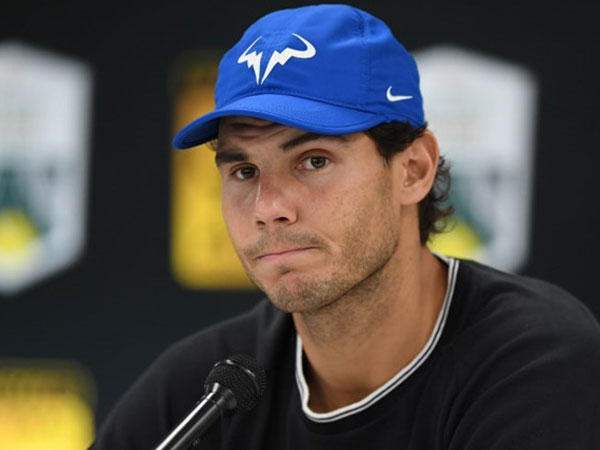 Nadal bỏ cuộc ở tứ kết giải Paris Masters
