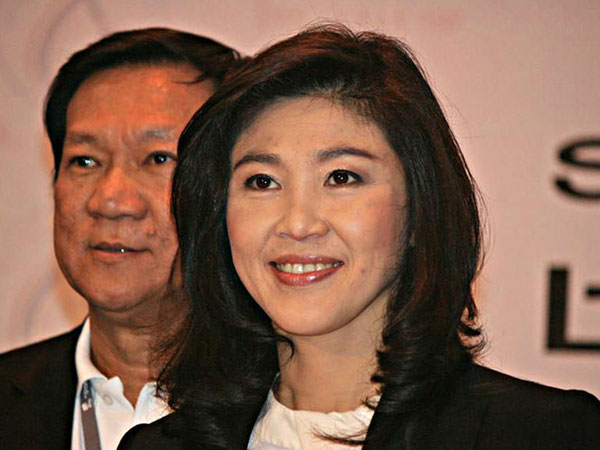 Rắc rối chuyện hộ chiếu của bà Yingluck