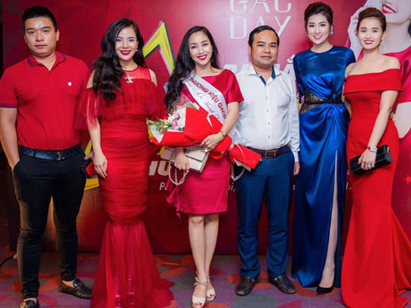 Sao Việt thu nhập hàng trăm triệu đồng/tháng nhờ PR trên mạng xã hội