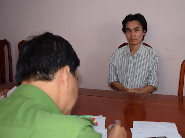 Bắt giam con ruột dùng cyanua đầu độc cha và người hàng xóm