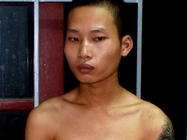 9x bỏ thuốc mê hiếp dâm bạn gái 17 tuổi: 'Anh yêu em mới làm như vậy!'