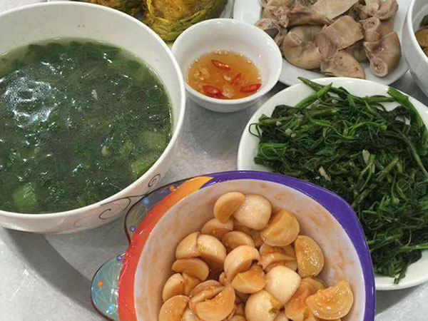 Chỉ còn hơn 60 ngày nữa là Tết, đã bao lâu bạn chưa về nhà ăn cơm với mẹ?