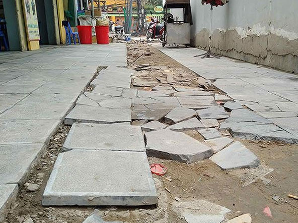 Chủ tịch Hà Nội chính thức yêu cầu thanh tra lát đá vỉa hè
