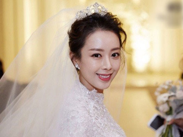 Đám cưới cô út của 'Những nàng công chúa nổi tiếng': Dàn sao nô nức, bà xã Bae Yong Joon chiếm hết mọi sự chú ý