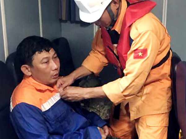 4 người mất tích khi tàu cá chìm trên biển Vũng Tàu