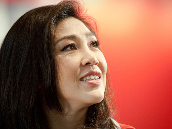 Bí ẩn việc bà Yingluck được cấp hộ chiếu Anh