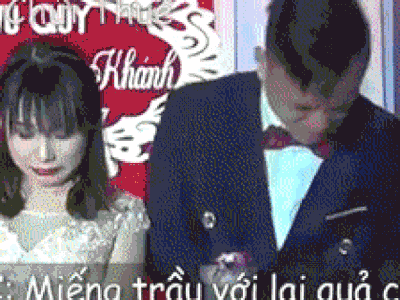 Clip: Chú rể bị chai Champagne bắt nạt trong lễ cưới của chính mình