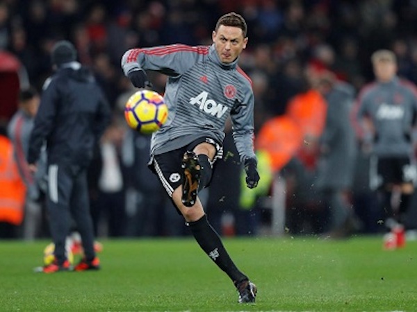 Man Utd bị khủng hoảng hàng tiền vệ ở trận derby với Man City
