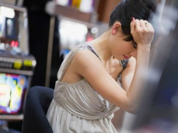 'Chết đứng' khi chứng kiến vợ vào khách sạn với anh rể