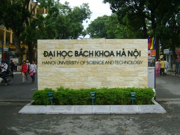 ĐH Bách khoa Hà Nội mỗi năm buộc thôi học 700 sinh viên vì chương trình khó?