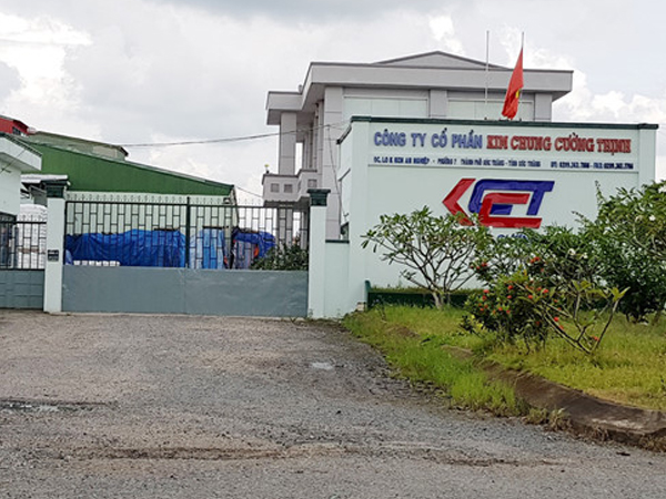 Nam công nhân tử vong cạnh thang máy tự chế
