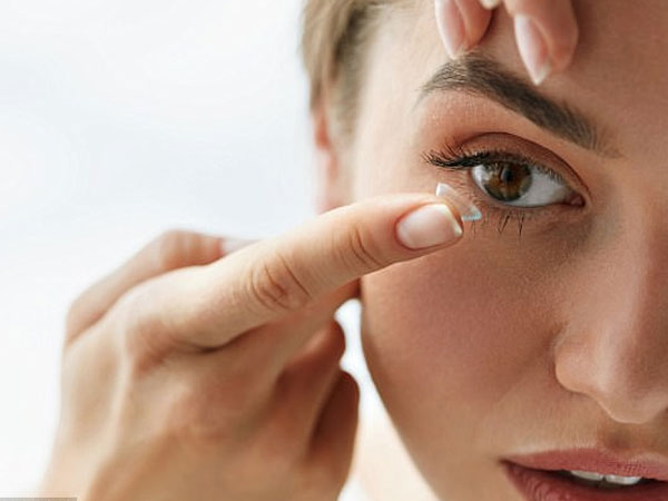 Những lưu ý khi đeo kính áp tròng, nếu biết rồi sẽ an toàn hơn cho bạn