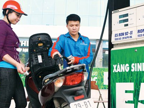 Quỹ bình ổn xăng dầu dư 3.240 tỉ đồng