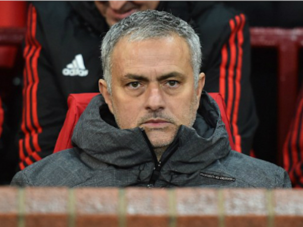 Mourinho tự hào vì Man Utd đi tiếp bằng lối chơi đẹp