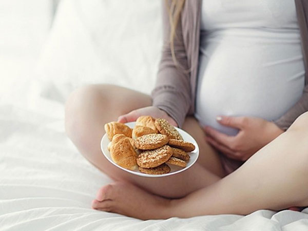 Bỏ ngoài tai lời khuyên bác sĩ, sản phụ khóc ngất khi thai nhi chết lưu ở tuần 37