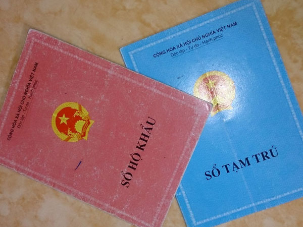 Bỏ sổ hộ khẩu, có bỏ được tệ cửa quyền, nhũng nhiễu?