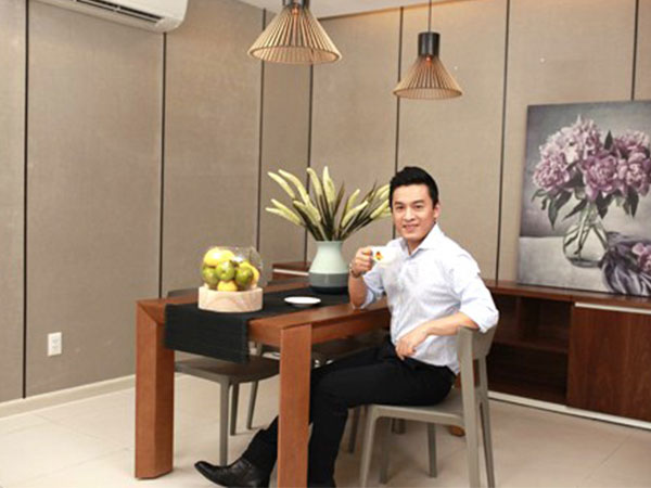Hai căn nhà tiền tỷ kiêm studio của Lam Trường