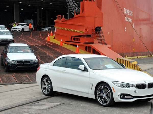 Lô xe BMW từng bị ngừng thông quan bất ngờ được rao bán với giá từ 1 tỷ đồng